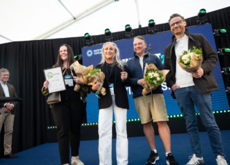 Utelivsgründerne i Drammen mottok Byutviklingsprisen 2025
